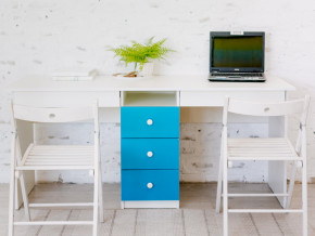 Стол письменный двухместный В 5 голубой в Чебаркуле - chebarkul.magazinmebel.ru | фото - изображение 1